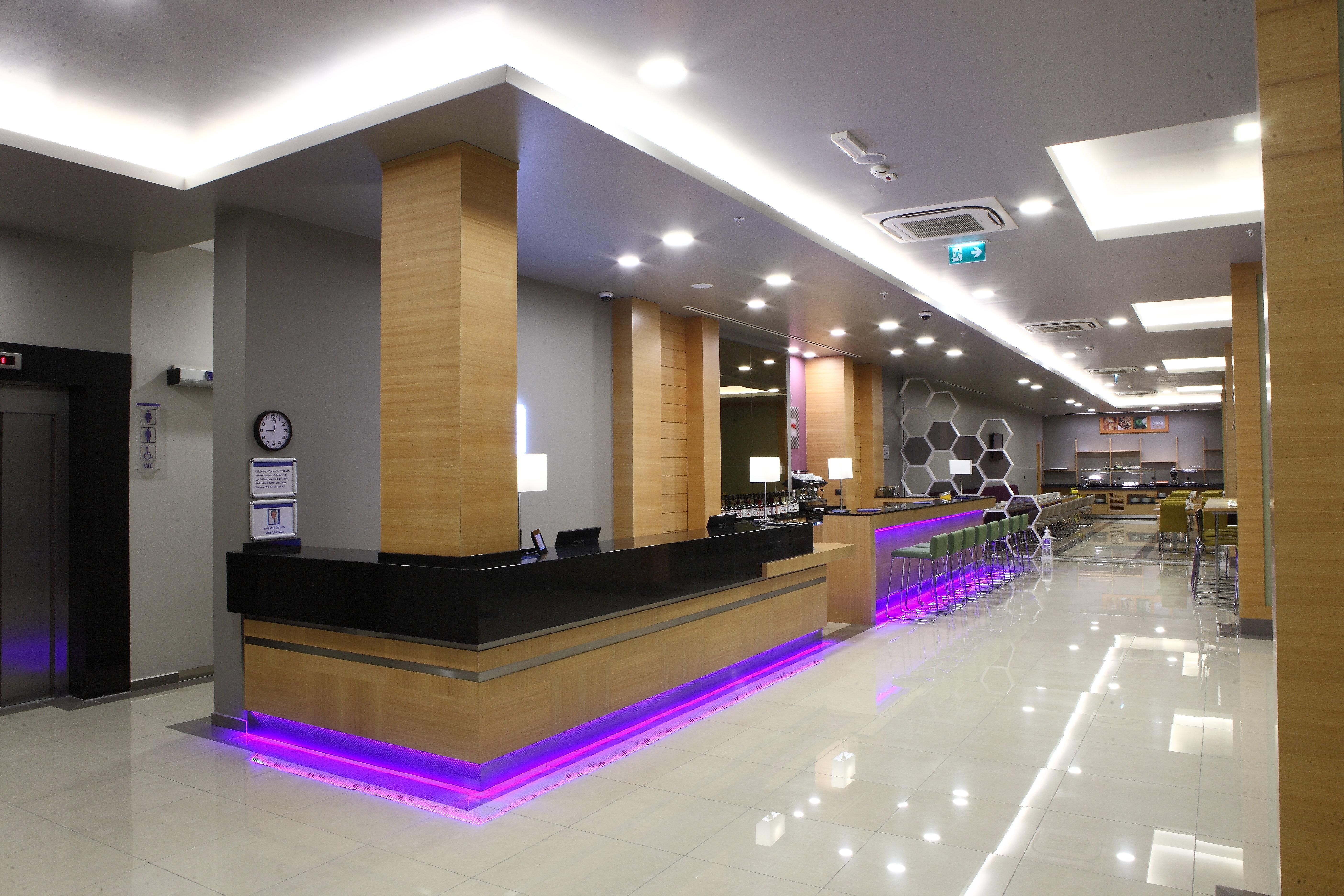 Holiday Inn Express Manisa-West By Ihg Exterior photo