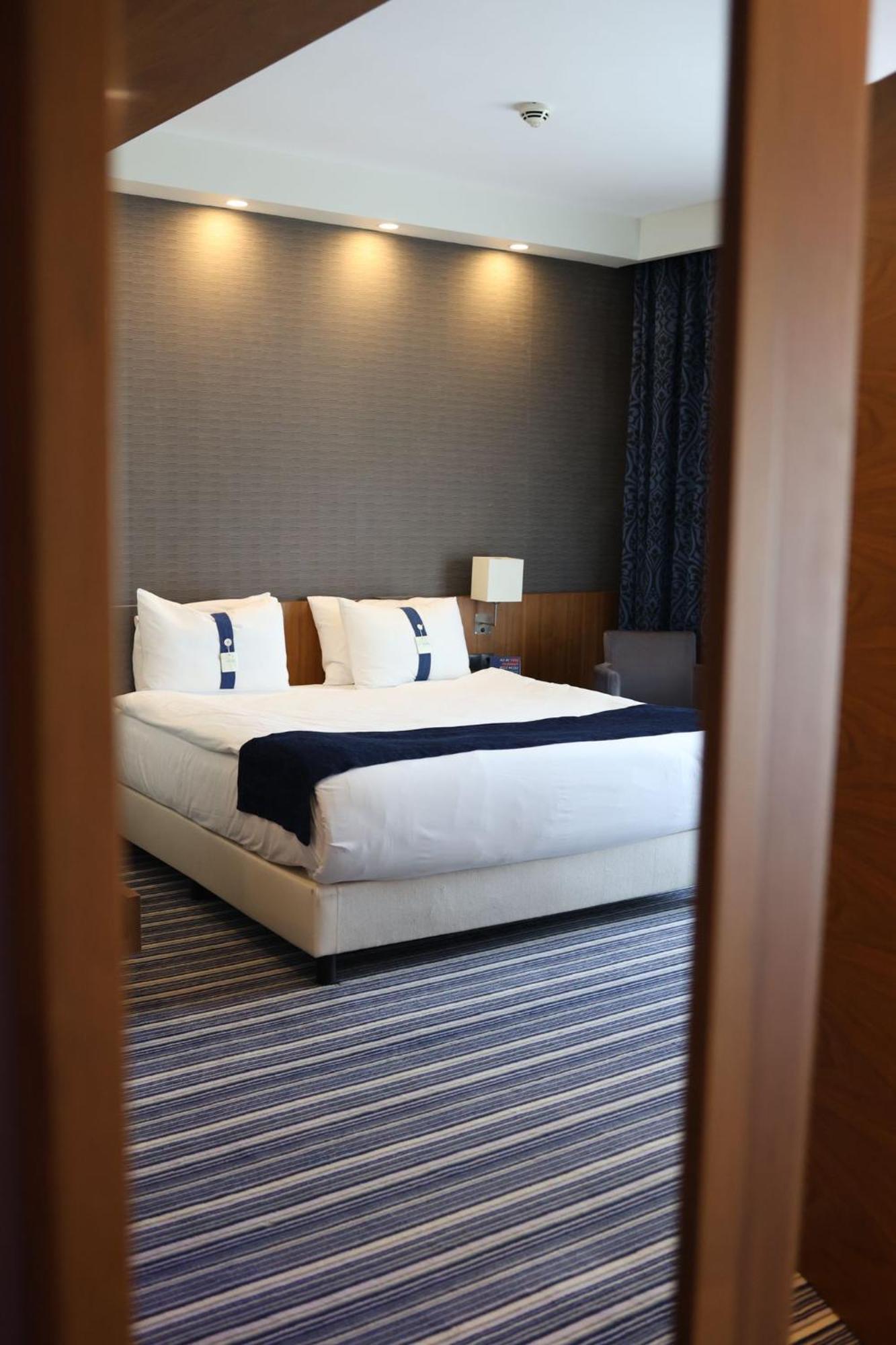 Holiday Inn Express Manisa-West By Ihg Exterior photo