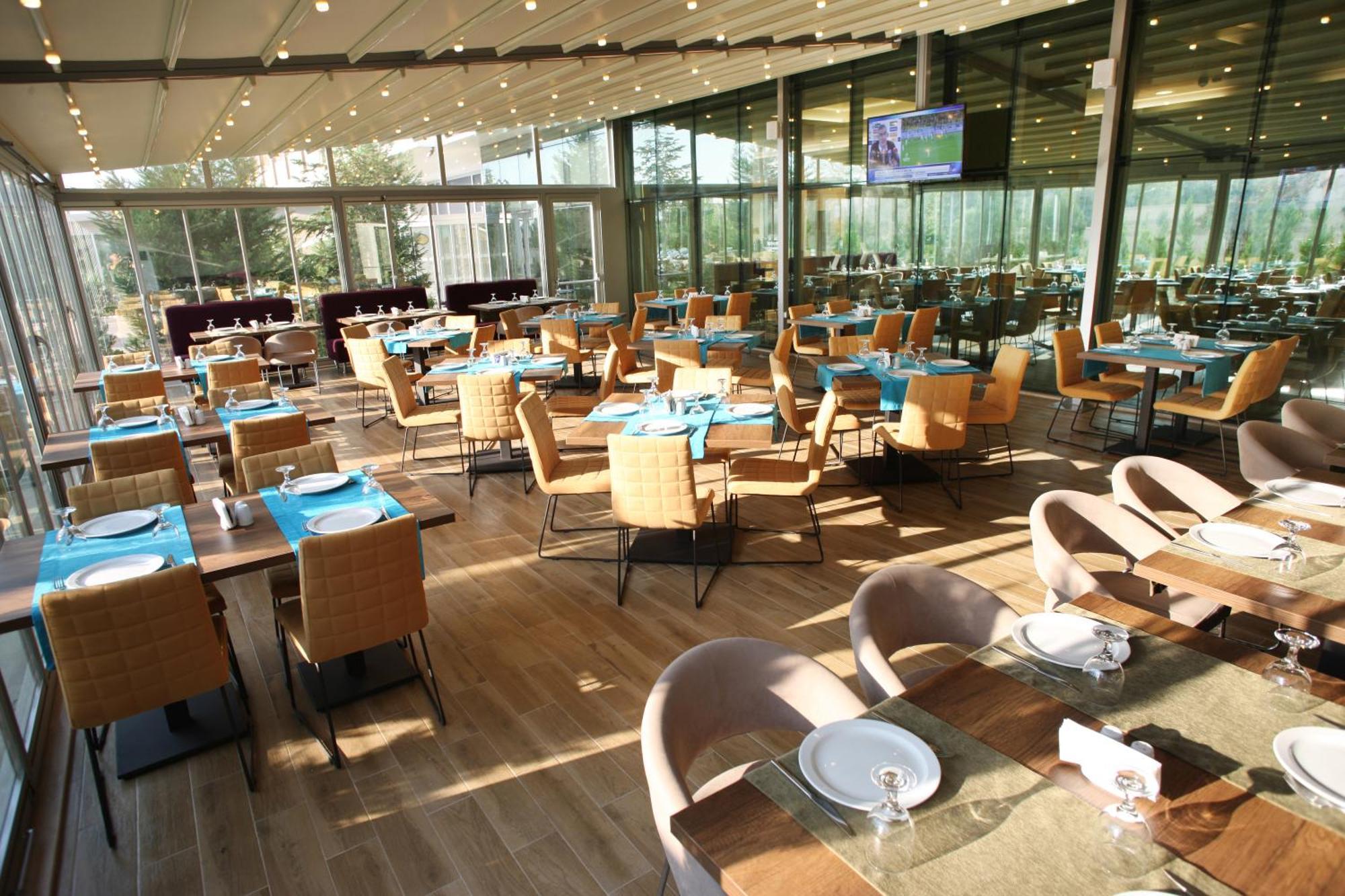 Holiday Inn Express Manisa-West By Ihg Exterior photo